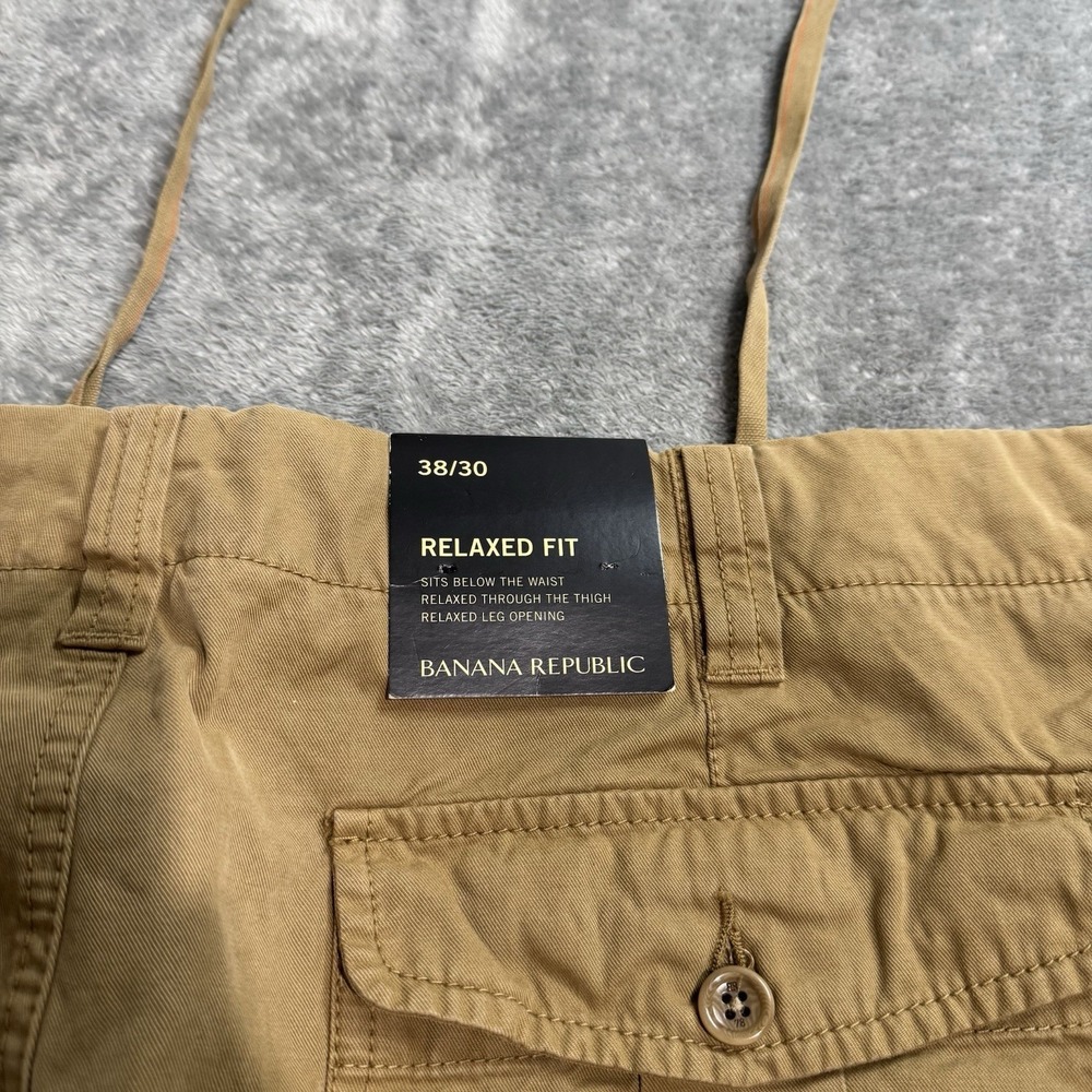 Banana Republic NWT Garment Dye Cargo Pants Mens 38x30 Brown Outdoor Utility - Picture 10 of 14